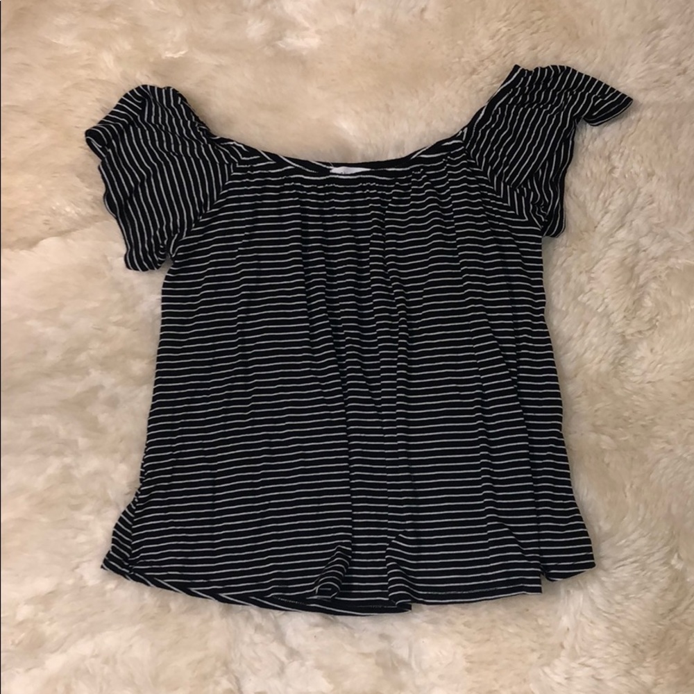 never worn BRAND NEW OFF THE SHOULDER TOP